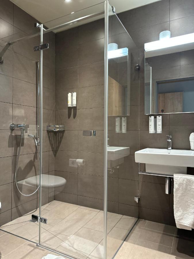 Plaza Hotel Winterthur Bagian luar foto